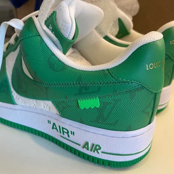 💚New!! Extremely RARE Louis Vuitton x Nike Air Forces! Green men’s size 9💚 - Picture 3 of 11